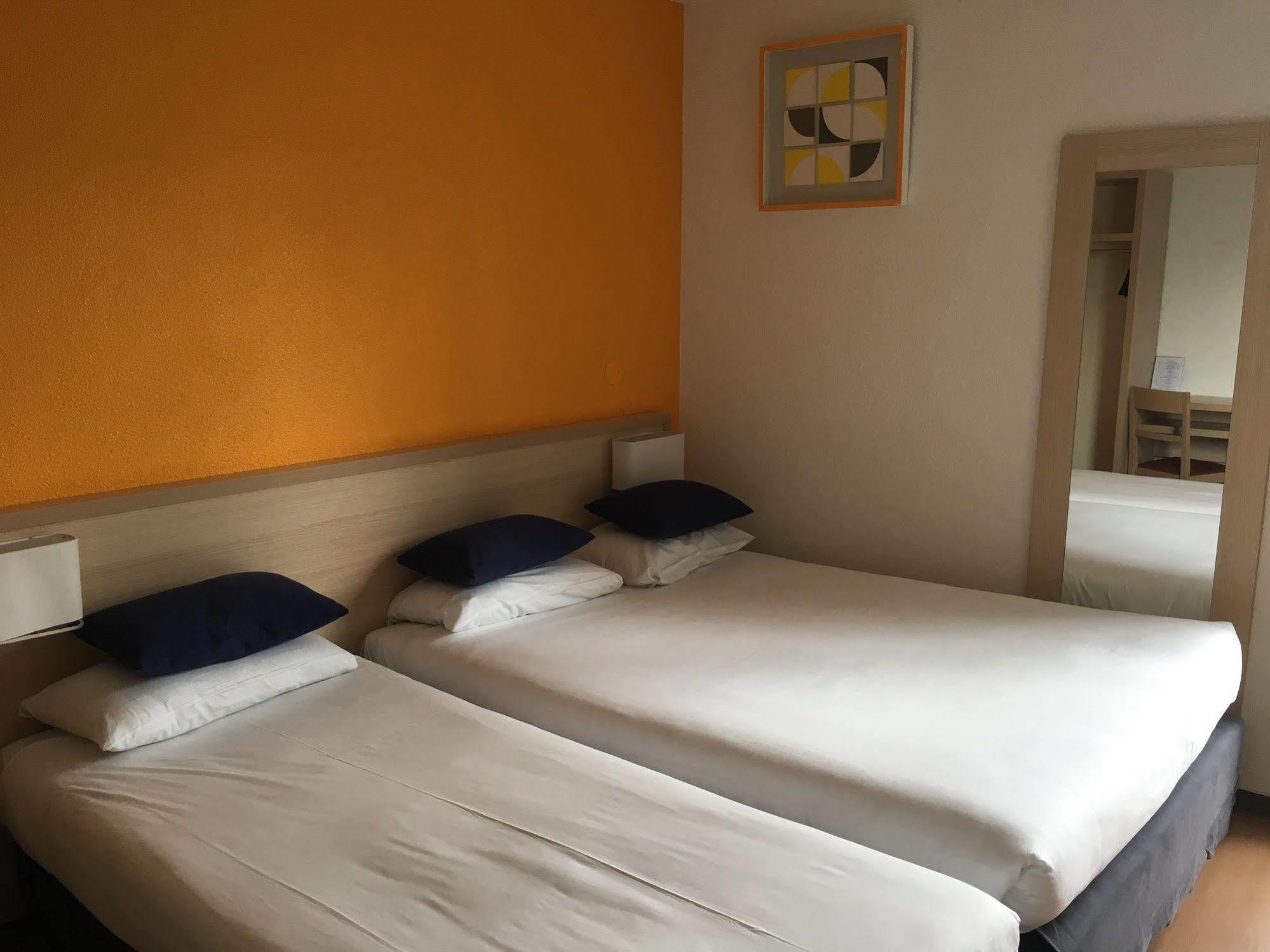 Budget Hotel Melun Sud - Dammarie Les Lys Eksteriør bilde