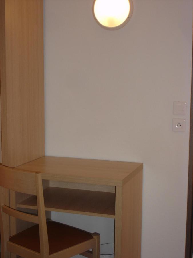 Budget Hotel Melun Sud - Dammarie Les Lys Rom bilde